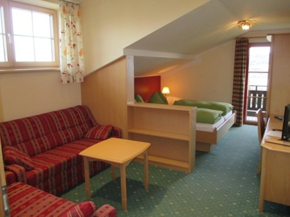 Stiedlbauerhof Villa Seeham Room photo